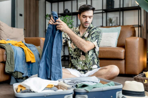 Travelers Adapt Wardrobe Choices for Extended Journeys