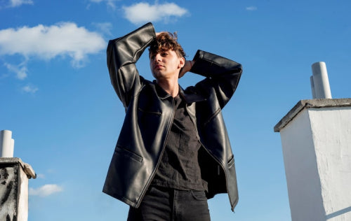 Men's Fashion Trends Emphasize Breathable Materials